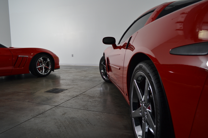 Illustration for article titled Red C6 Car Porn